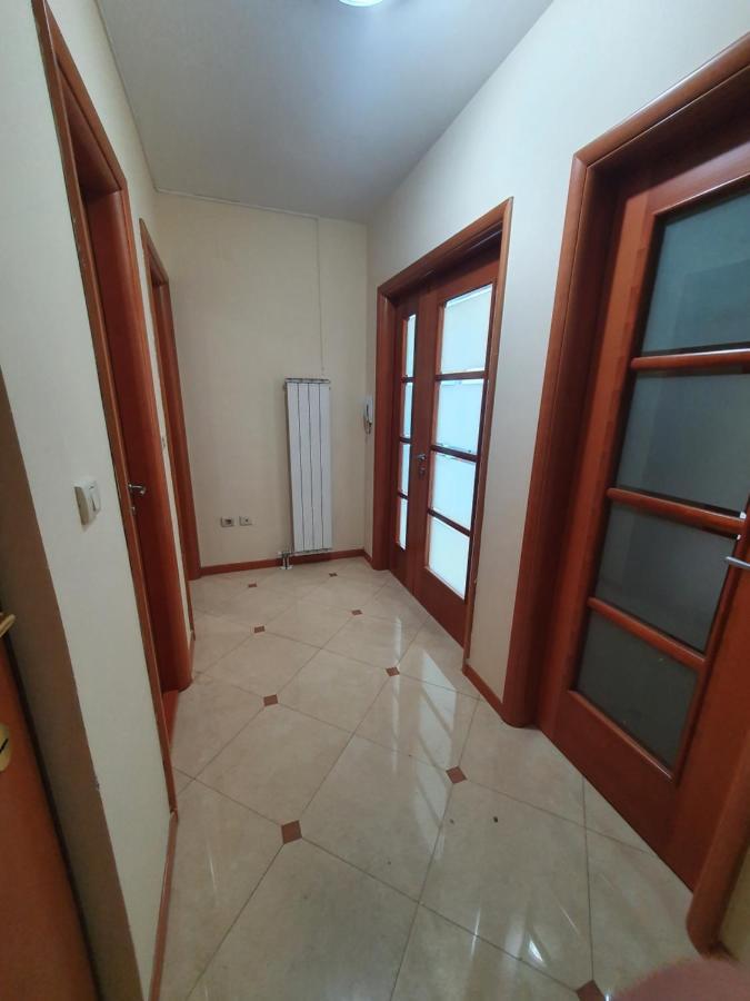 פודגוריצה Great Location Two Bedroom Apatment "Maxim" חדר תמונה