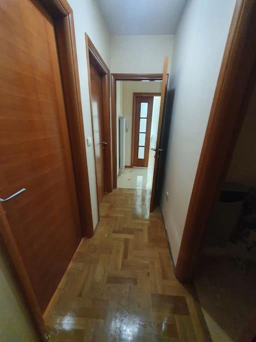 פודגוריצה Great Location Two Bedroom Apatment "Maxim" מראה חיצוני תמונה