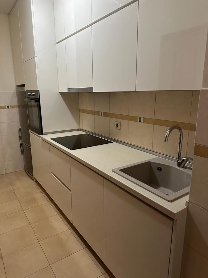 פודגוריצה Great Location Two Bedroom Apatment "Maxim" מראה חיצוני תמונה