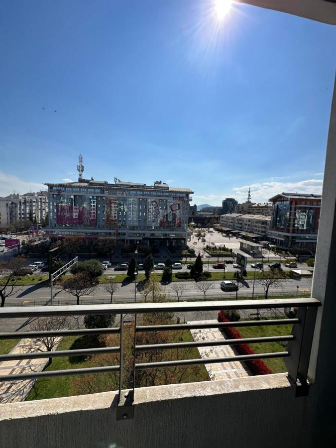 פודגוריצה Great Location Two Bedroom Apatment "Maxim" מראה חיצוני תמונה