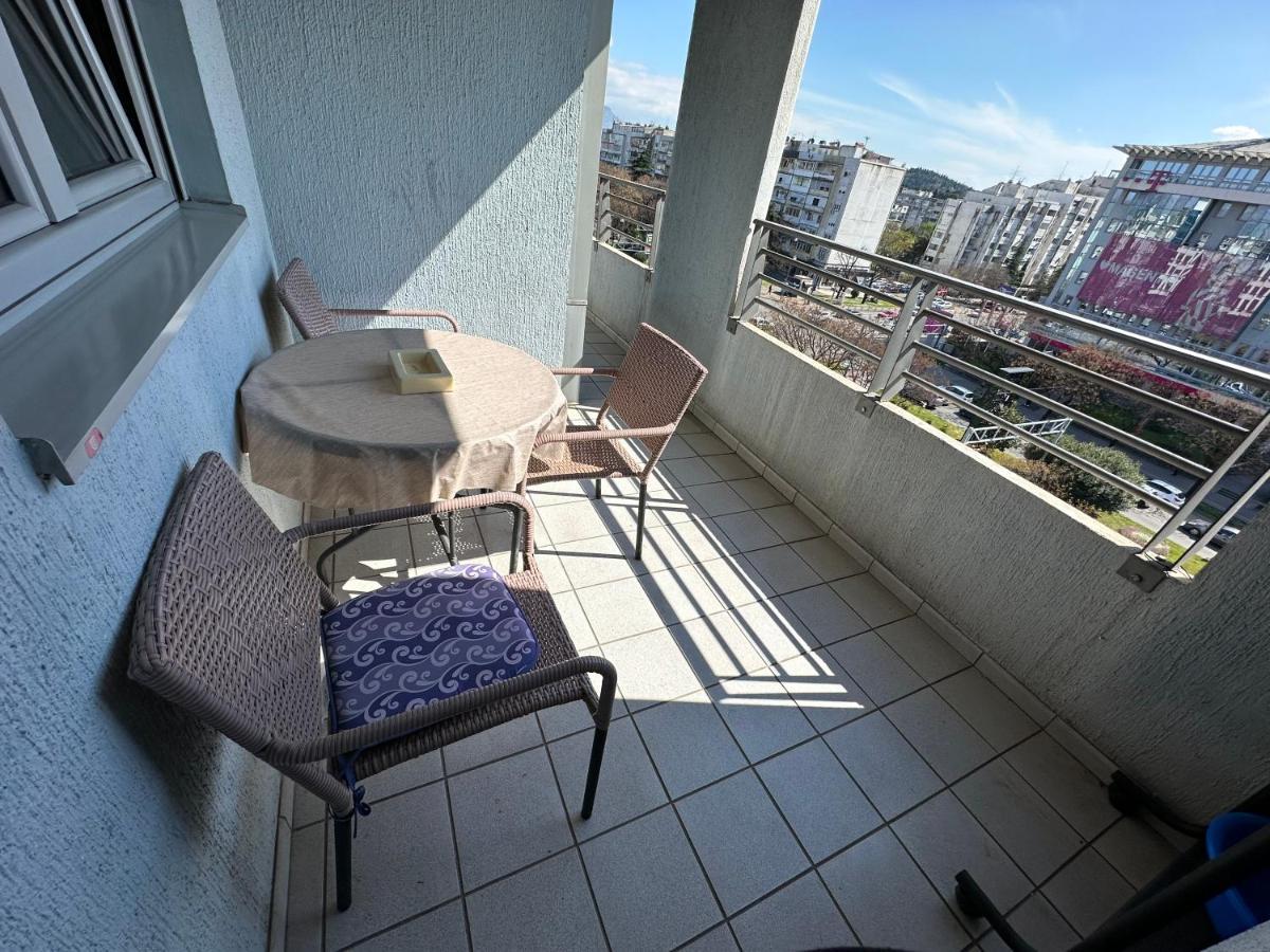 פודגוריצה Great Location Two Bedroom Apatment "Maxim" מראה חיצוני תמונה